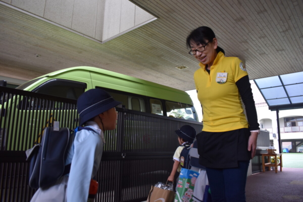 男の子分散登園！(内田)