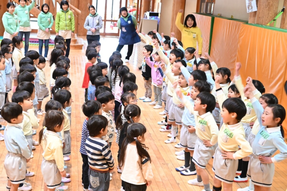 もみの木のお友達が来たよ！（岸川）
