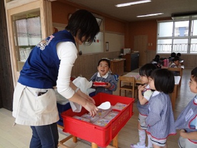 給食デビュー♪（古賀）